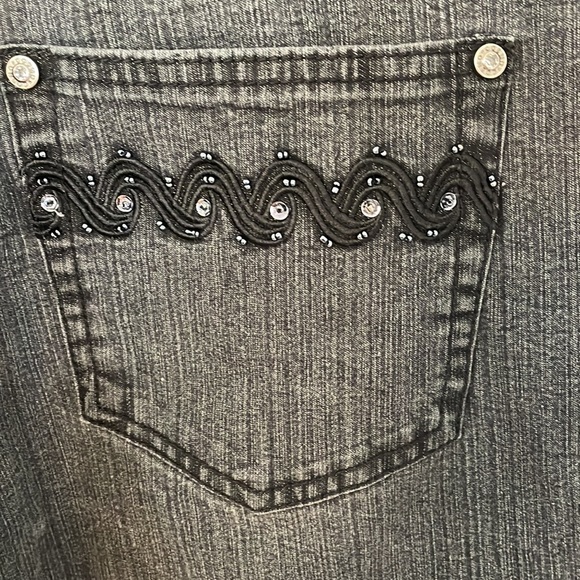 Cosmopolitan Jeans - Picture 6 of 8